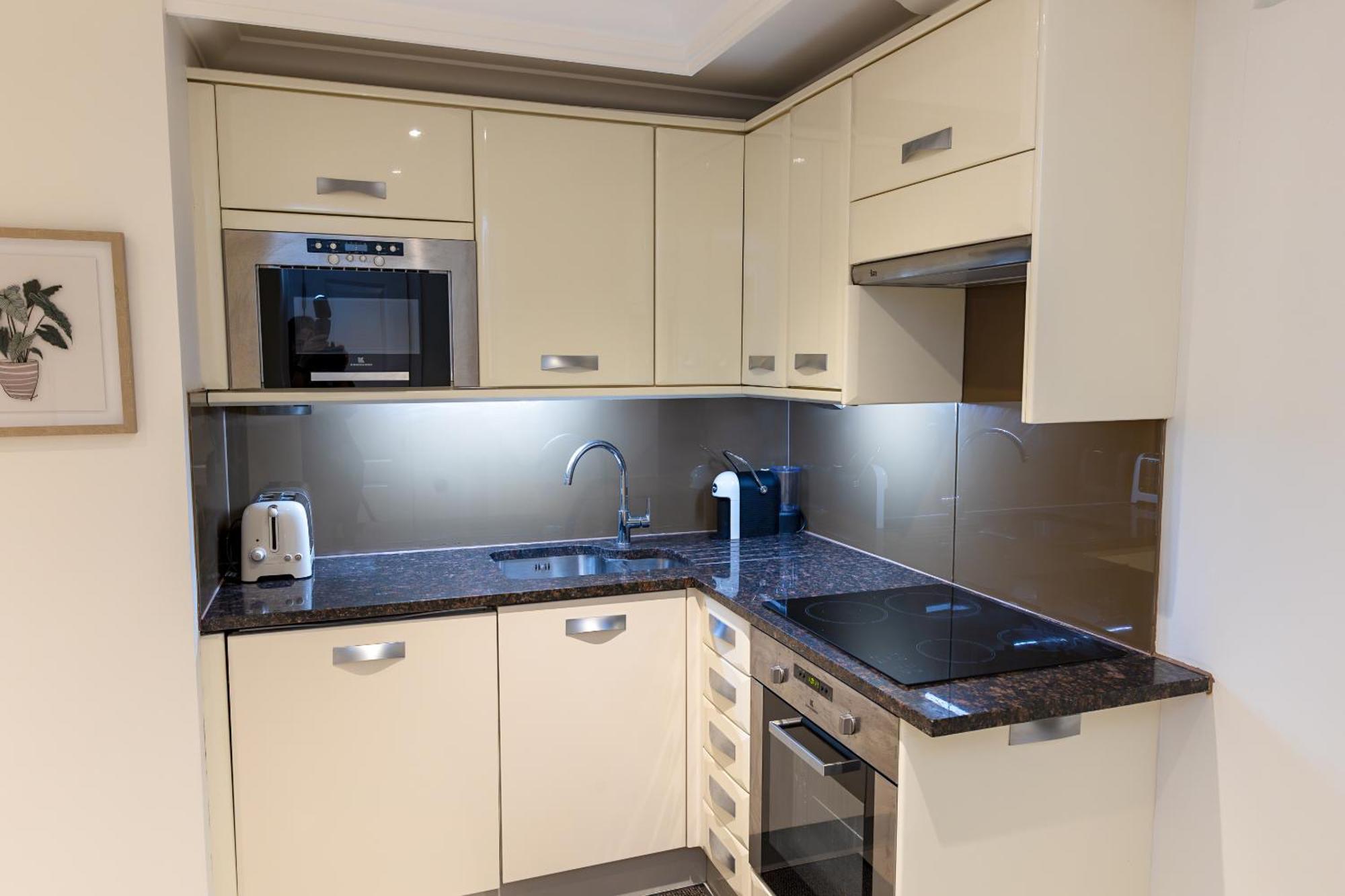Marylebone Village Apartments London Room photo